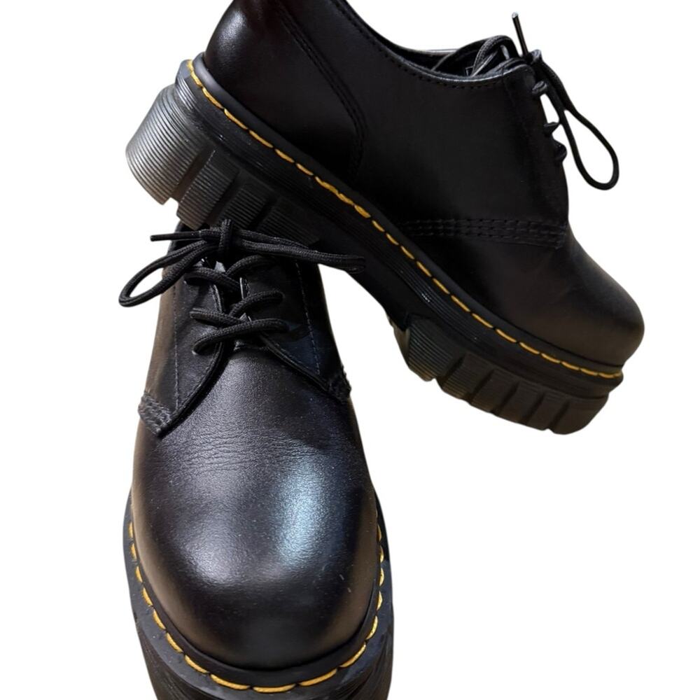 Dr. Martens Women’s Size 8 Platform Lace up Shoes Black Leather NWOT